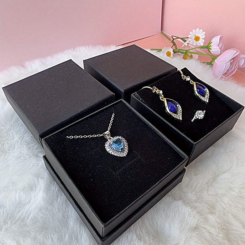 Classic Black Paper Jewelry Boxes for Necklaces and Pendants